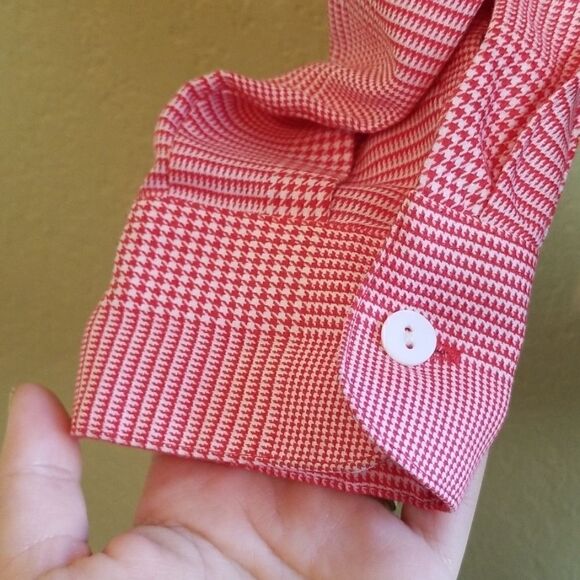 Foxcroft Houndstooth Button Down Top - Picture 4 of 8